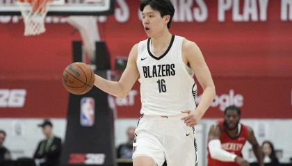 美媒：杨瀚森打国际比赛要避免受伤 已有人拿他和姚明相提并论